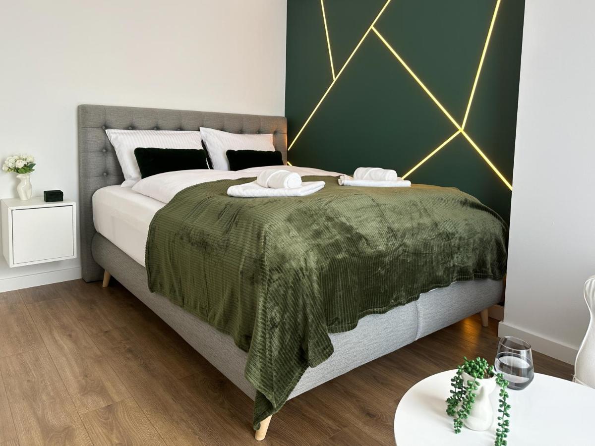 Szmaragd Apartament - Zator Energylandia エクステリア 写真