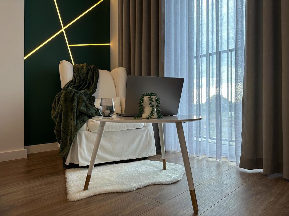 Szmaragd Apartament - Zator Energylandia エクステリア 写真